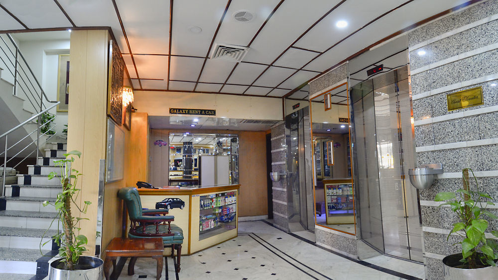 Hotel Galaxy カラチ エクステリア 写真